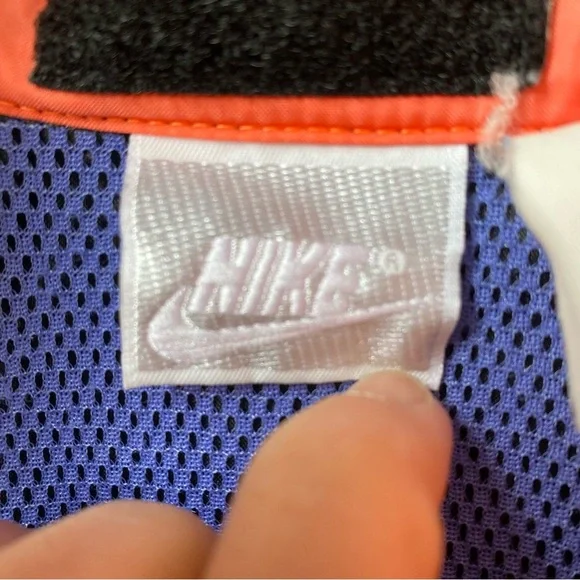 Vintage Nike Black and Purple Windbreaker Jacket fits women’s M - Picture 6 of 11